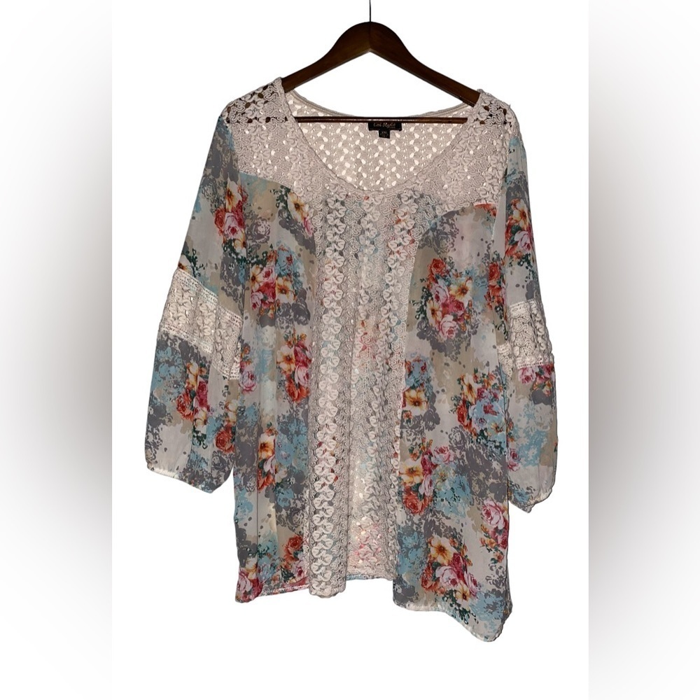 Cal Style Women Tunic Top Size L Semi‎ Sheer Boho Hippie Crochet Floral Lace